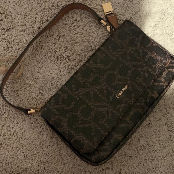 Calvin Klein purse - Picture 3 of 5